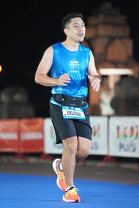 BIB: 86406, 100
                            <button type="button" onclick="openModal(19775764)" class="btn btn-primary btn-sm float-right btn-popup" data-toggle="modal" data-target=".modal-high-quality">
                        <i class="fas fa-shopping-cart"></i> Add to Cart
                    </button>
                                            <button type="button" onclick="isThisMe(19775764, true)" class="btn btn-success btn-sm float-right btn-popup btn-isme hidden" data-toggle="tooltip" data-placement="bottom" title="นี่คือรูปของคุณใช่ไหม คลิกที่นี่เพื่อเอาเข้าอัลบั้ม">
                        <i class="fas fa-plus"></i> Add to album
                    </button>
                    <button type="button" onclick="isThisMe(19775764, false)" class="btn btn-warning btn-sm float-right btn-popup btn-isnotme hidden">
                        <i class="fas fa-ban"></i> Remove from album
                    </button>